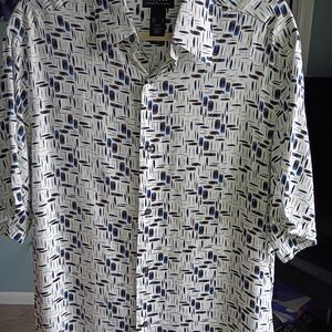 Axcess White Short-Sleeve Button-Down Shirt with Blue and Brown Print